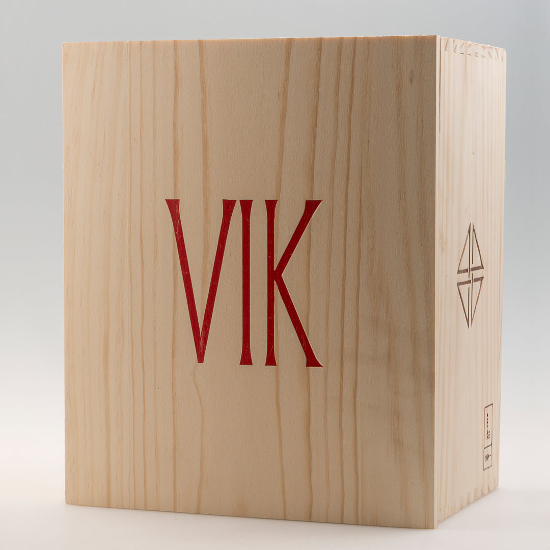 Pack: 6 Vinos VIK Vertical (Año 2014 + 2015 + 2016 + 2017 + 2019 + 2020) - 750 ml + Aireador y Decantador + Descorchador Eléctrico + 2 Wood Box de REGALO